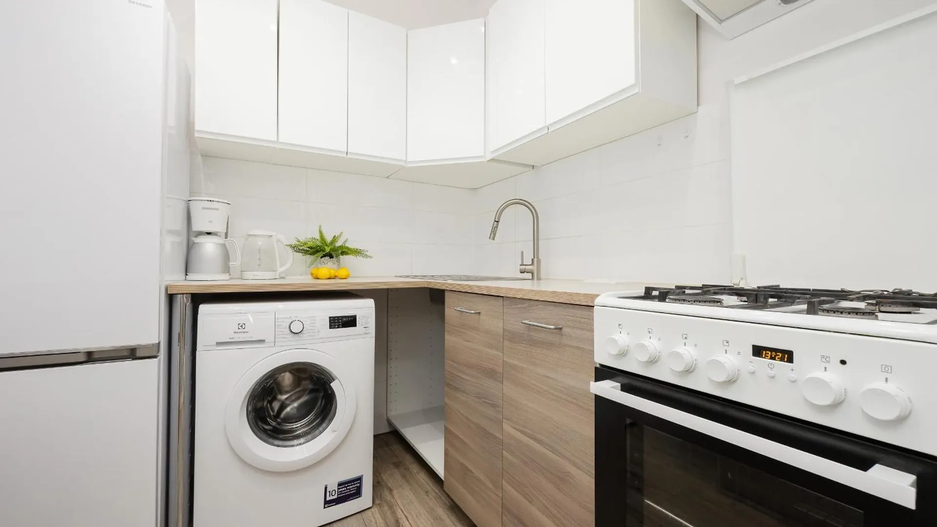 Bright Apartment In Warsaw Center With Two Bedrooms And Balcony By Noclegi Renters Poland